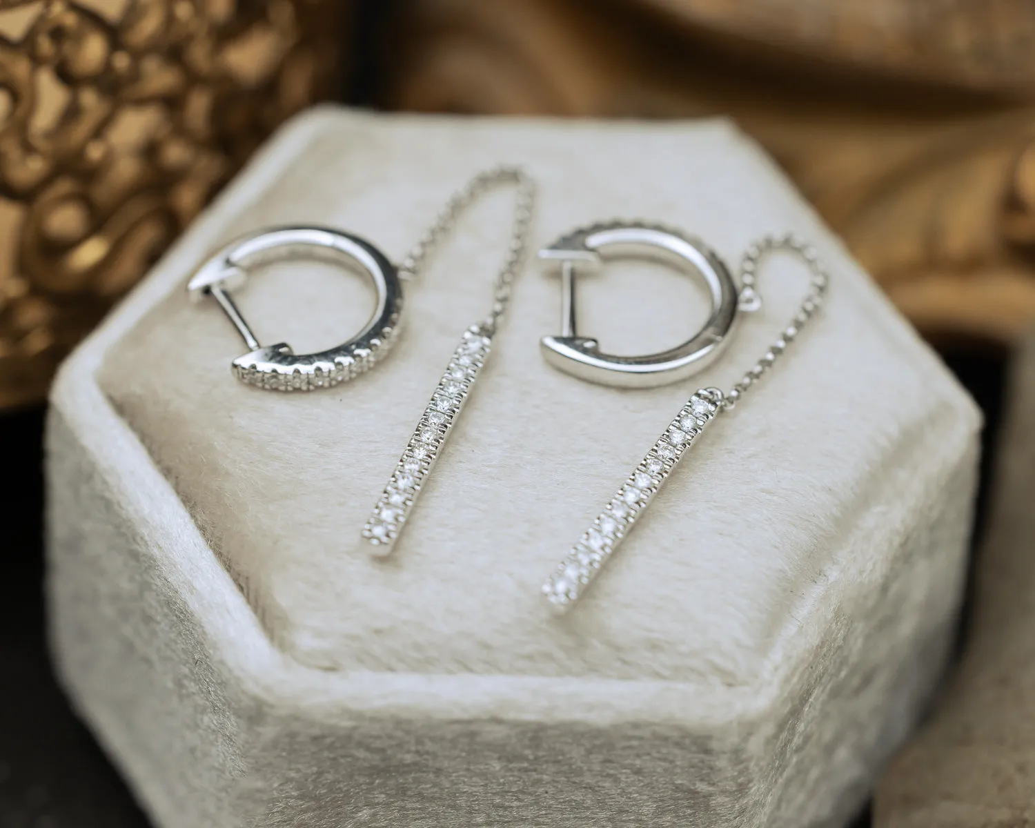 1/4CTW NATURAL DIAMOND HINGED HOOP CHAIN EARRINGS