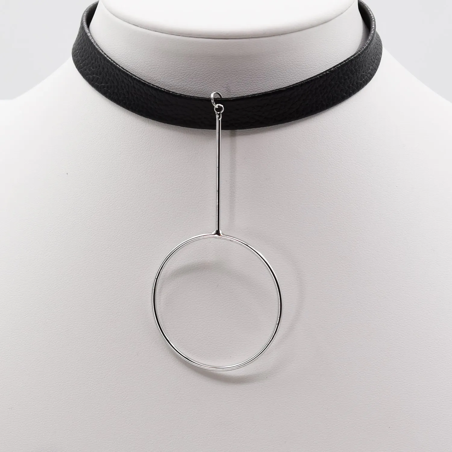 Black PU choker with circle on bar drop