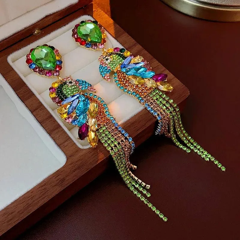 Bold Vintage-Inspired Tassel Earrings - A Must-Have Statement Piece for Fashion Enthusiasts