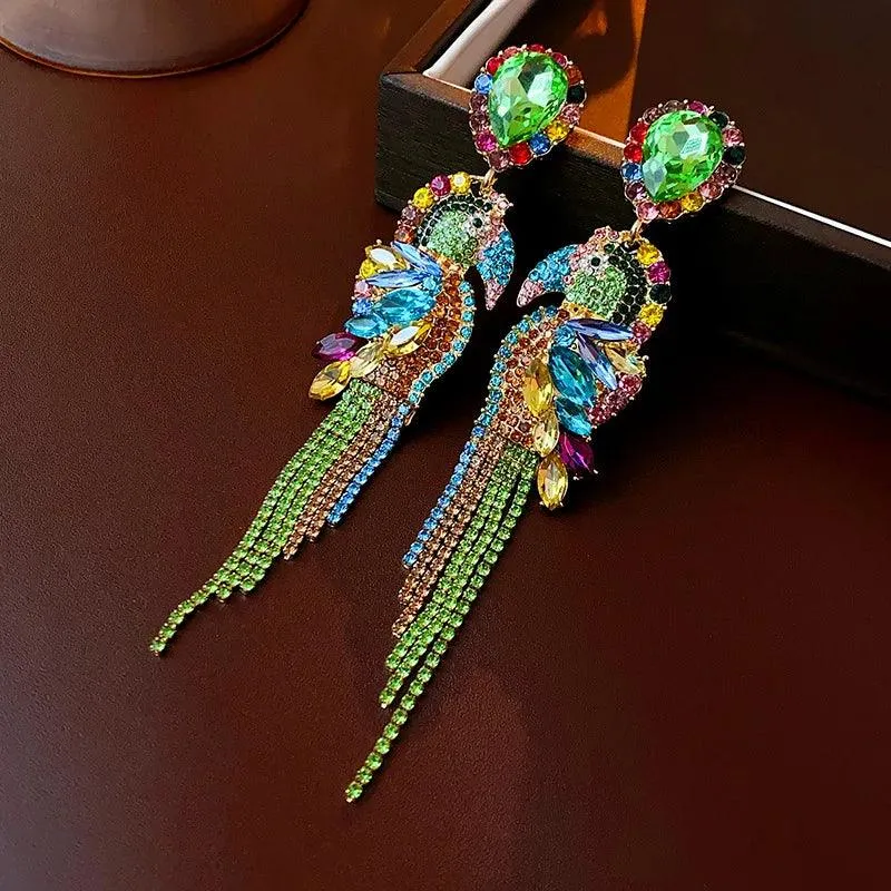 Bold Vintage-Inspired Tassel Earrings - A Must-Have Statement Piece for Fashion Enthusiasts