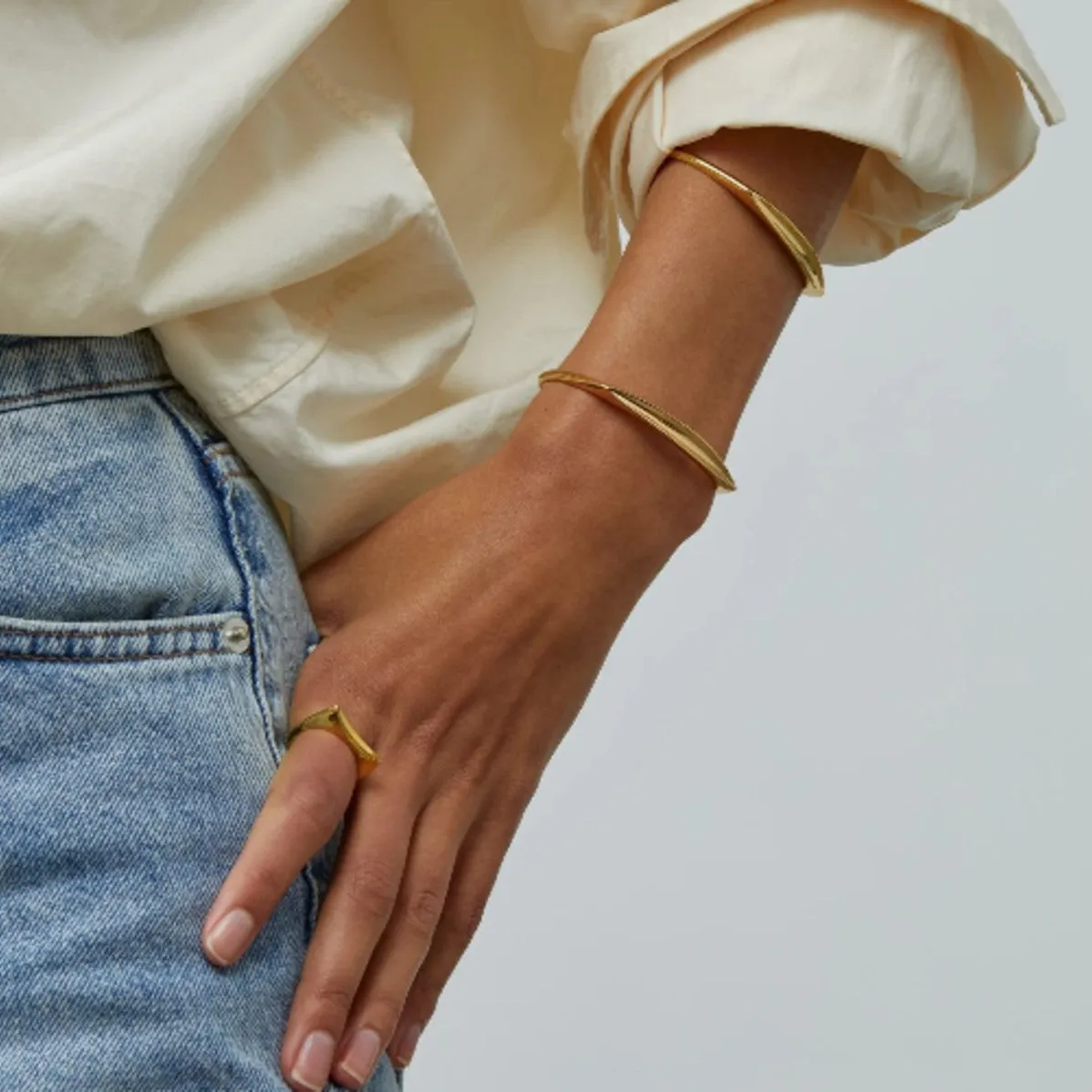 Groove Cuff (Gold)