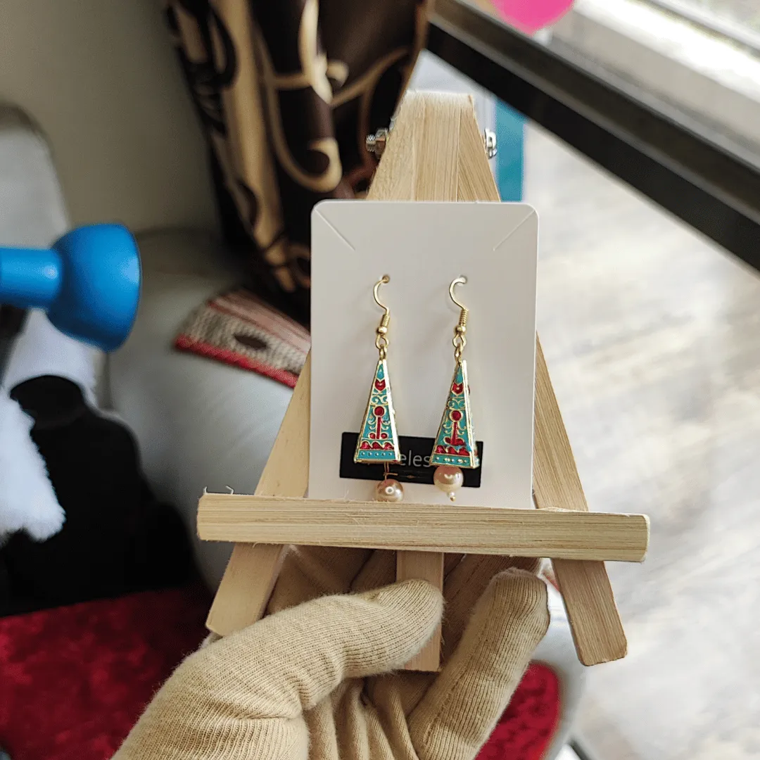 Jewelestia Pyramid Elegance Earrings