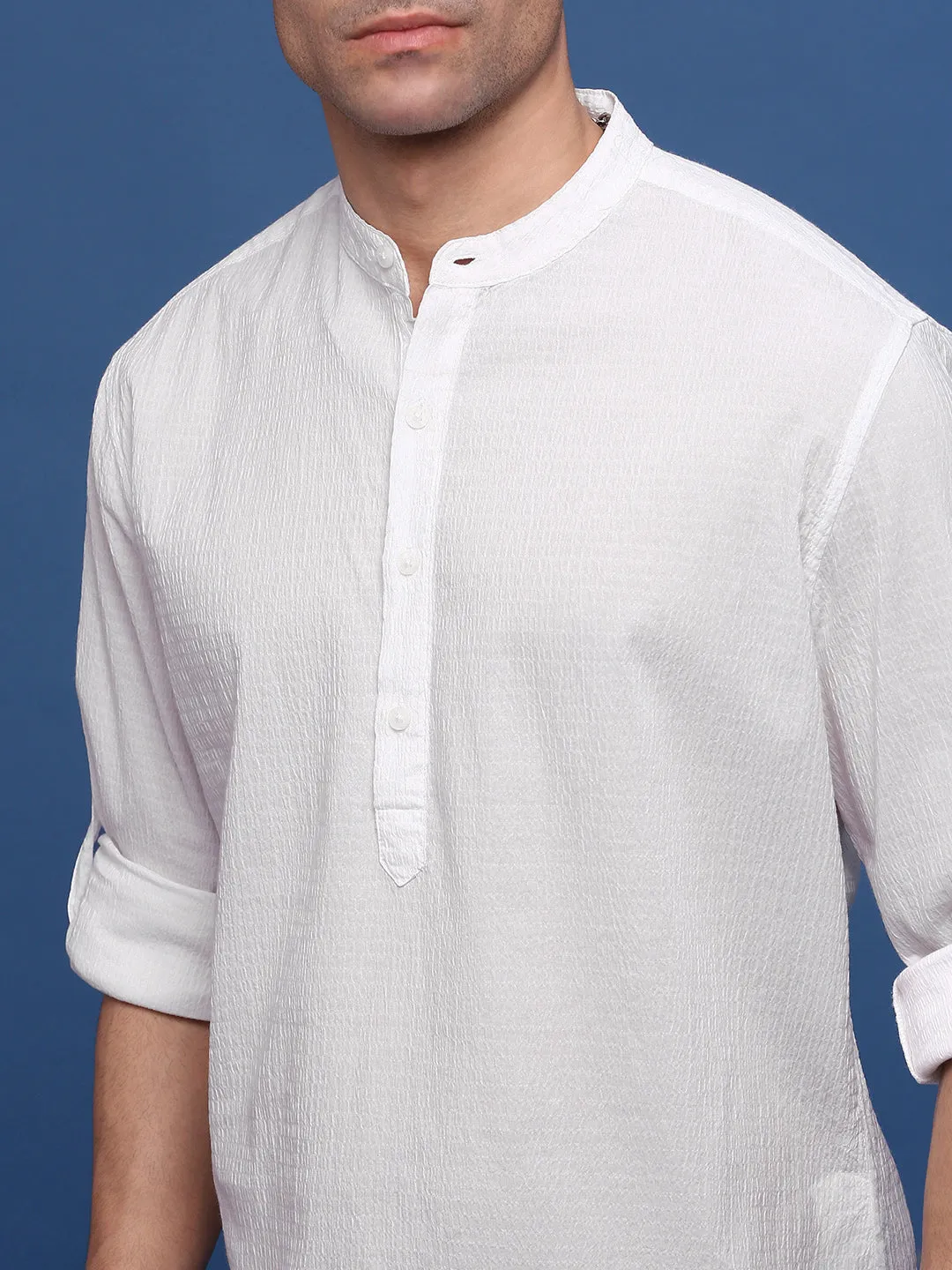 Men White Woven Design Mandarin Collar Roll Up Sleeves White Romance Shirt