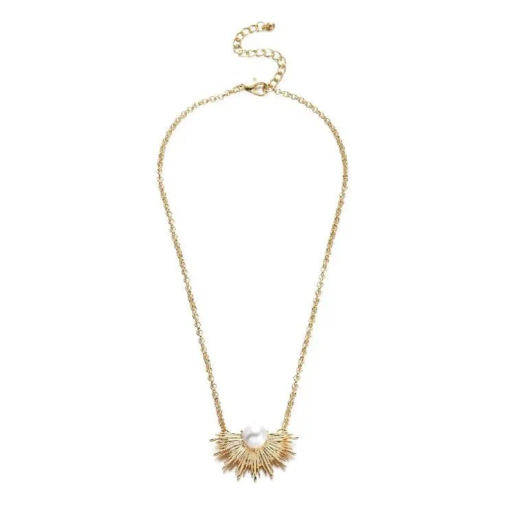 Pearl Embedded Gold Half Sun