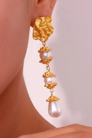Silas Pearl Dangle Earrings