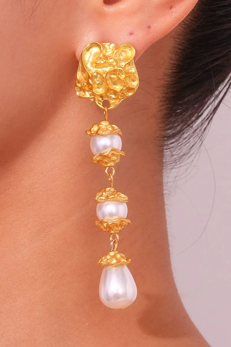 Silas Pearl Dangle Earrings