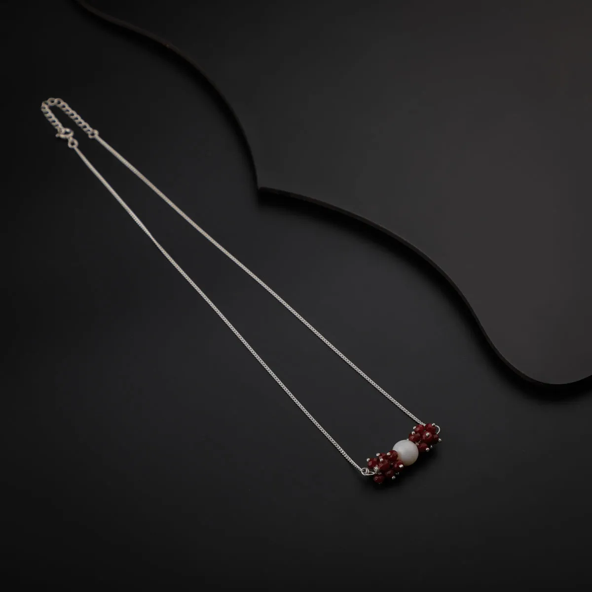 Silver Necklace with Garnets and Pearl